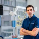 Dr. Alexandru Tatu, Medic stomatolog · Implantologie & reabilitări complete